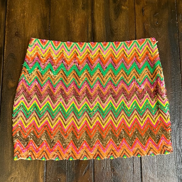 Haute Hippie Dresses & Skirts - Haute Hippie Sequin Chevron Mini Skirt Silk NWT
